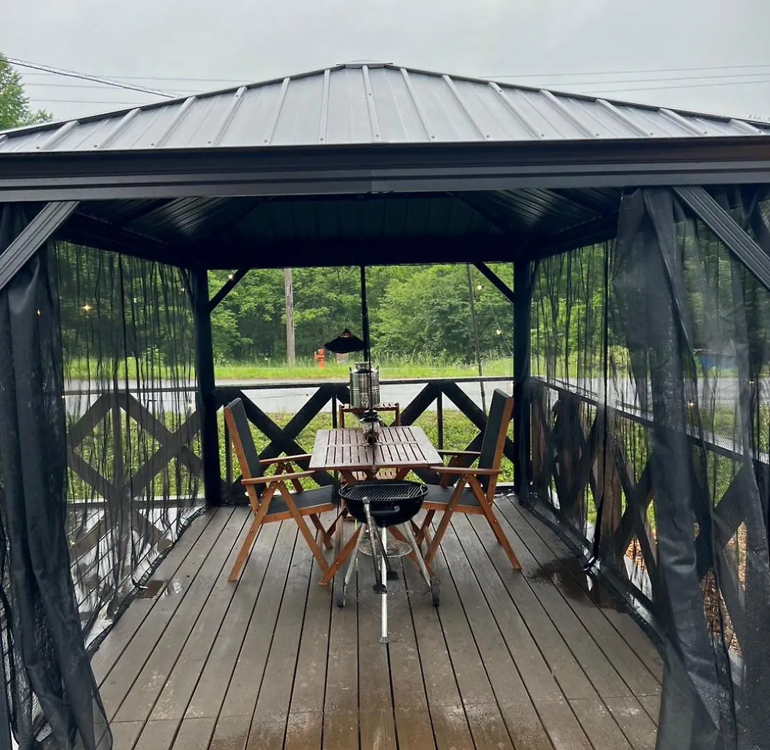 North Glamper 富良野 Hotel Kamifurano Luxury tent